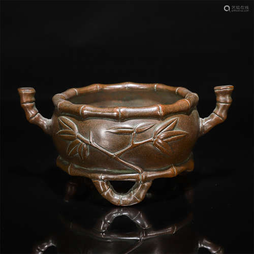 A Chinese Bronze Censer