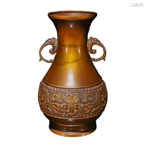 A Chinese Bronze Vase