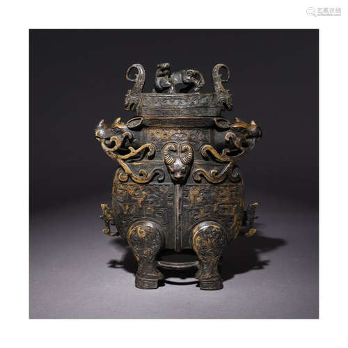 A Chinese Dragon Patterned Ancient Bronze Zun