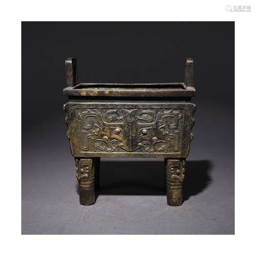 A Chinese Ancient Bronze Ware