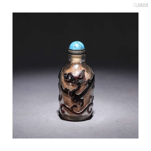 A Chinese Dragon Patterned Snuff Bottle