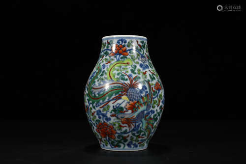 A Chinese Porcelain Olive-shaped Vase