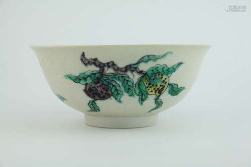 A Chinese Tri-colored Porcelain Bowl