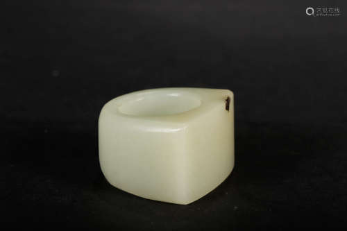 A Chinese Jade Thumb Ring