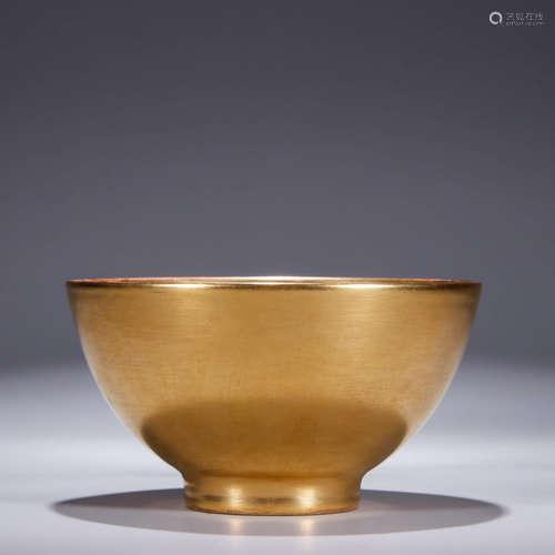 A Chinese Gold Glazed Porcelain Bowl