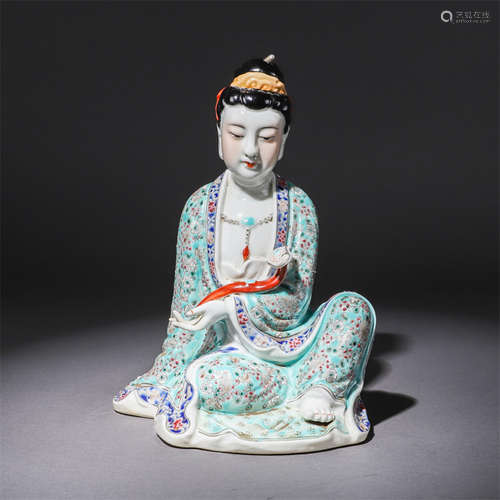 A Chinese Famille Rose Porcelain Guanyin Statue