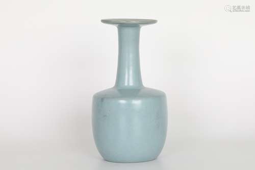 Song Ru Kiln Long Neck Bottle