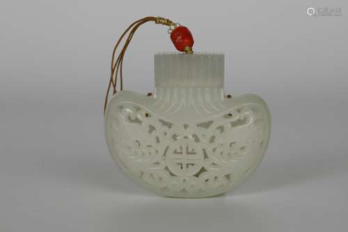 18th Century Hetian White Jade Sachet