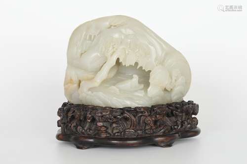 18th century Hetian jade mountain-shaped ornaments