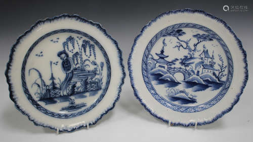 A pearlware plate with moulded feather edge, late 18th century, painted in blue with a chinoiserie