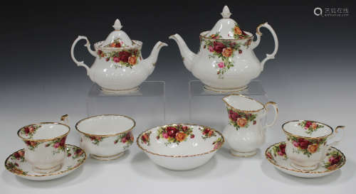 A group of Royal Albert tea wares, including an Old Country Roses tea-for-two, a Braemar coffee