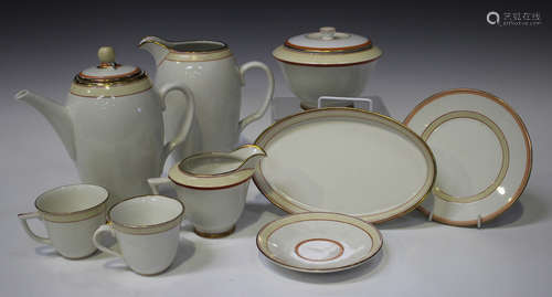 A Royal Copenhagen Bernstorff pattern part service, 1930s, with gilt edged banded decoration,