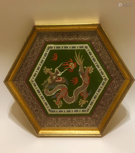 Chinese embroidery silk framed with dragon