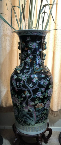 Antique super Large Chinese black Famille Rose vase