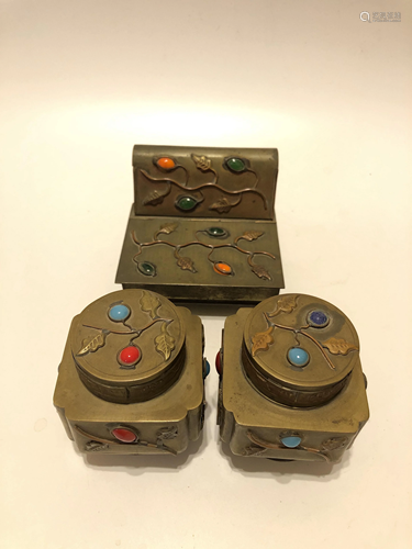 Qing Chinese Floral three bronze or brass boxes set