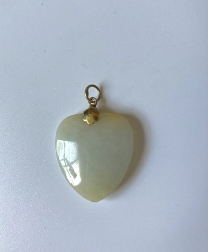 Chinese carving jadeite heart pendant 14k gold