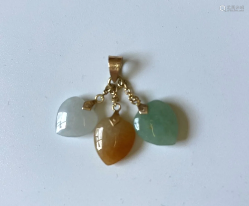 1960 14K gold with multicolored jadeite pendant