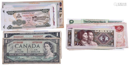 各國紙幣(包括中國,加拿大,荷蘭,柬甫寨及香港)。合共63張
