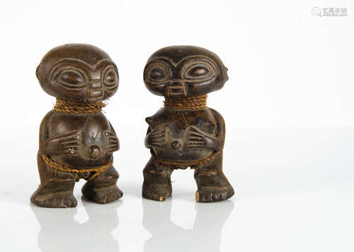 Two South Cameroon wooden Pygmy figures, height 19cm (2)