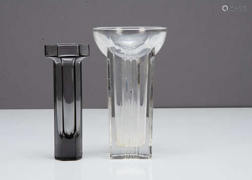 A Villeroy & Boch colourless glass vase, in the modernist style, the square tapered ribbed vase