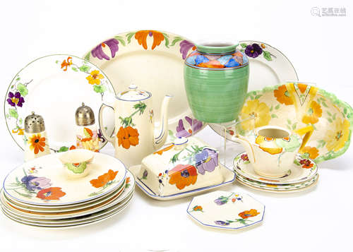 A quantity of Art Deco dinner and teaware, including a part Wilkinsons England honey glazed Japonica