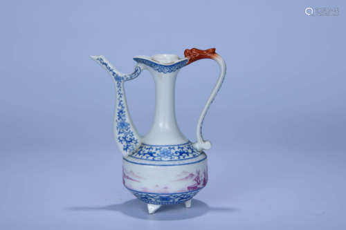 A CHINESE PORCELAIN POT