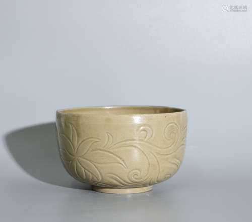 A YUE KILN FLOWER BOWL