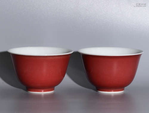 A PAIR OF RED GLAZE CUPS