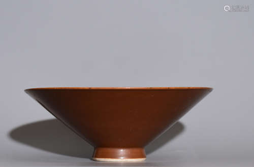 A BLUE GLAZE BOWL WITH PHOENIX PATTERNS