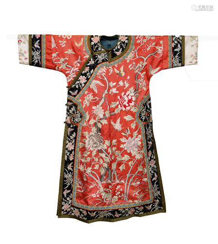 A CHINESE WOMAN'S ROBE