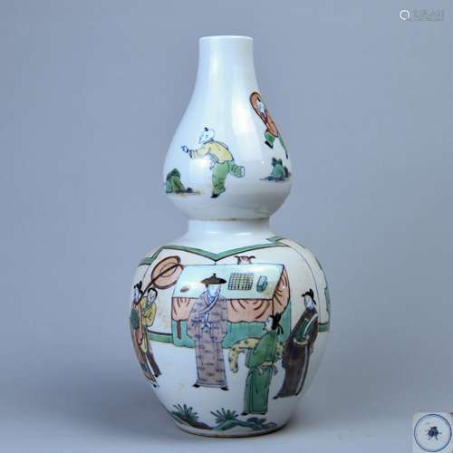 A MUTICOLOURED GOURD-SHAPED BOTTLE WITH CHARACTER STORIES