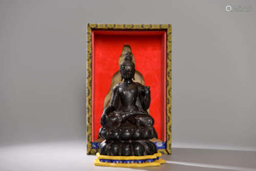 A CHINESE SAKYAMUNI STATUE