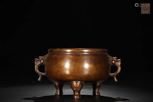 A CHINESE COPPER THREE-LEGGED INCENSE BURNER