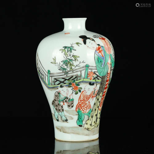 A CHINESE MULTI COLORED WOMAN PAINTED PORCELAIN VASE