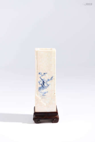 A CHINESE ‘GE’-GLAZED PORCELAIN VASE 