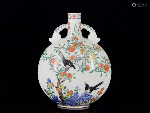 A CHINESE FAMILLE VERTE VASE