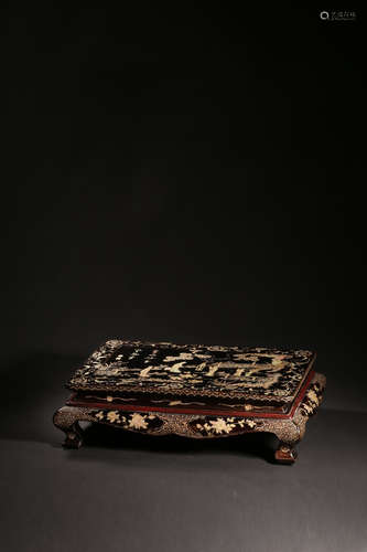 A CHINESE WOOD LACQUERWARE INSCRIBED TABLE