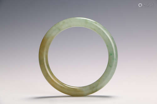 A Chinese Jadeite Bracelet