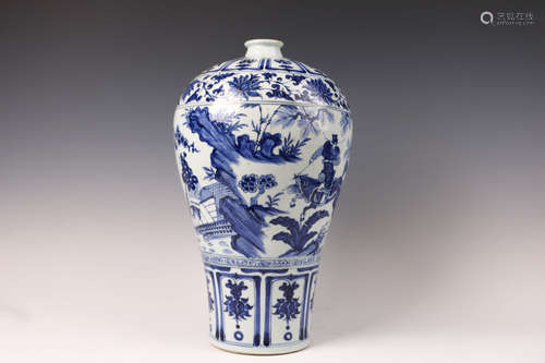 A Chinese Blue and White Porcelain Plum Vase