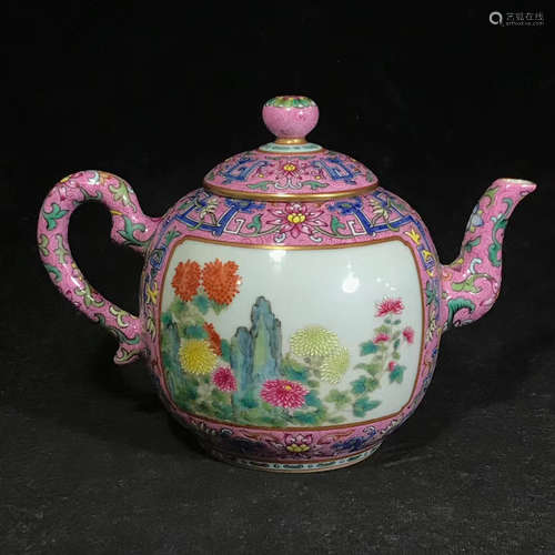 A Chinese Famille Rose Porcelain Teapot