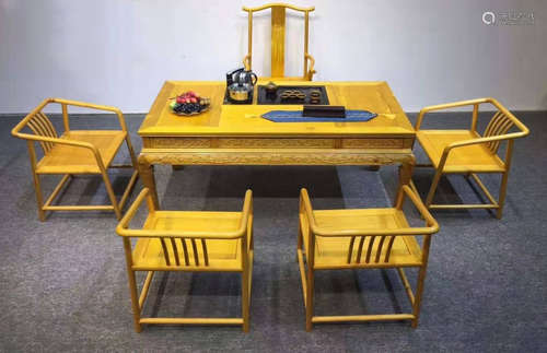 A GOLD NAN WOOD CHAIRS&TABLE CARVED WITH PATTERN