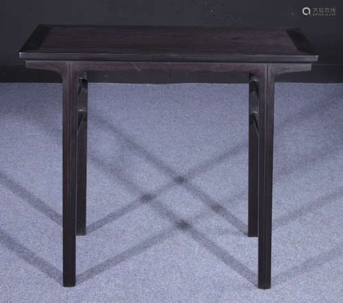 A ZITAN WOOD TABLE