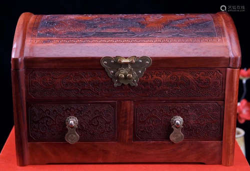 A ZITAN WOOD BOX CARVED WITH DRAGON PATTERN