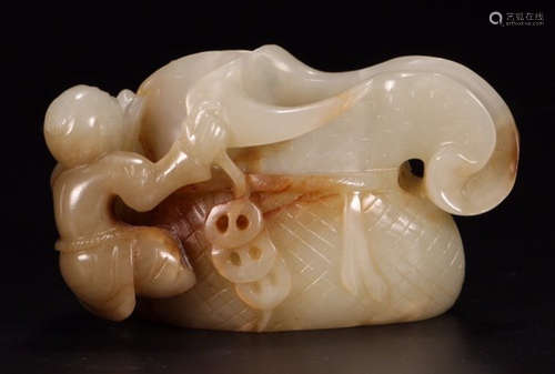 A HETIAN JADE BRUSH WASHER CARVED WITH DRAGON