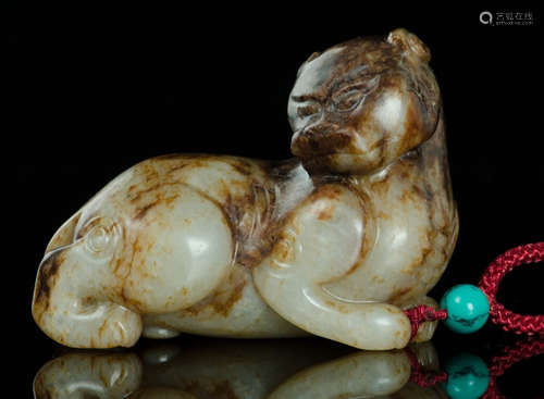 A HETIAN JADE PENDANT SHAPED WITH TIGER