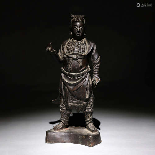 Bronze statue of Guan Gong