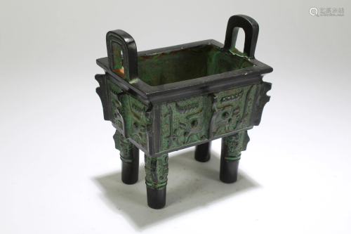 An Estate Chinese Ancient-framing Brnze Vessel