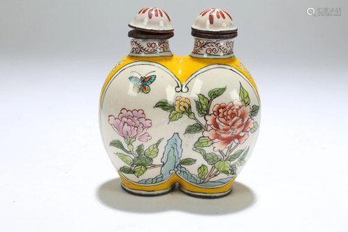 An Estate Chinese Nature-scene Snuff Bottle Displ…