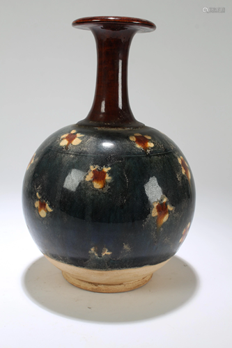 A Chinese Pottery Vase Display