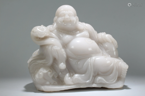 An Estate Chinese Vividly Detailed Massive Jade-curving